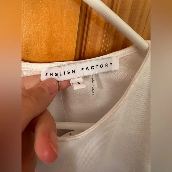 NWT English Factory Elegant White Puff Sleeve Top - Picture 6 of 8